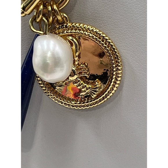 J. Crew Gold Scorpion Scorpio
Pendant Charm Nautical Gold Tone Link Necklace - Picture 4 of 12
